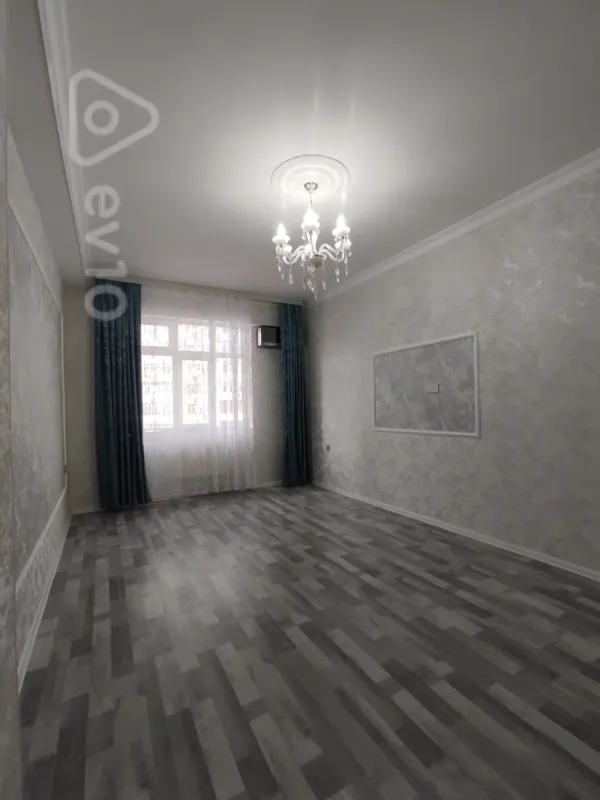Satılır 2 otaqlı yeni tikili 65 m²