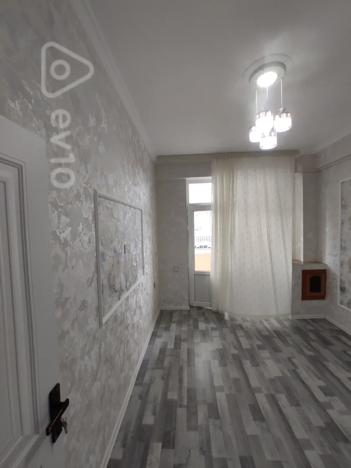 Satılır 2 otaqlı yeni tikili 65 m²