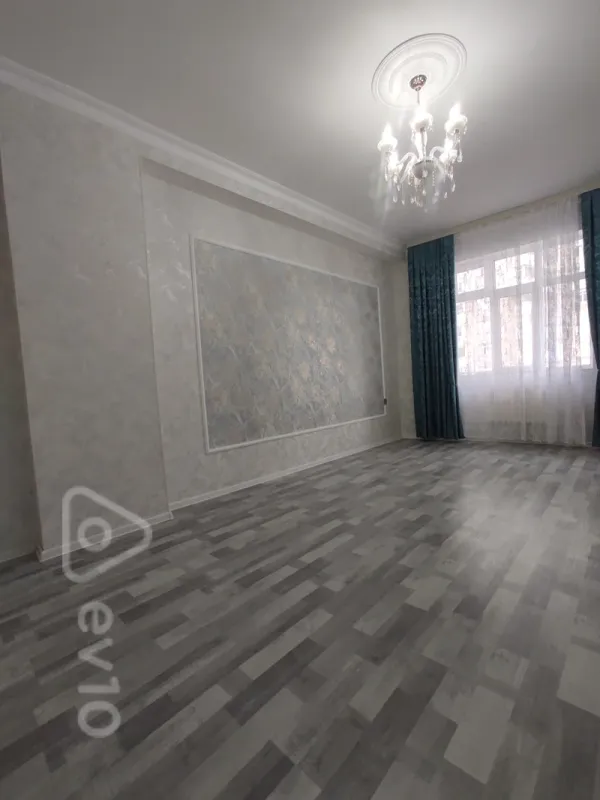 Satılır 2 otaqlı yeni tikili 65 m²
