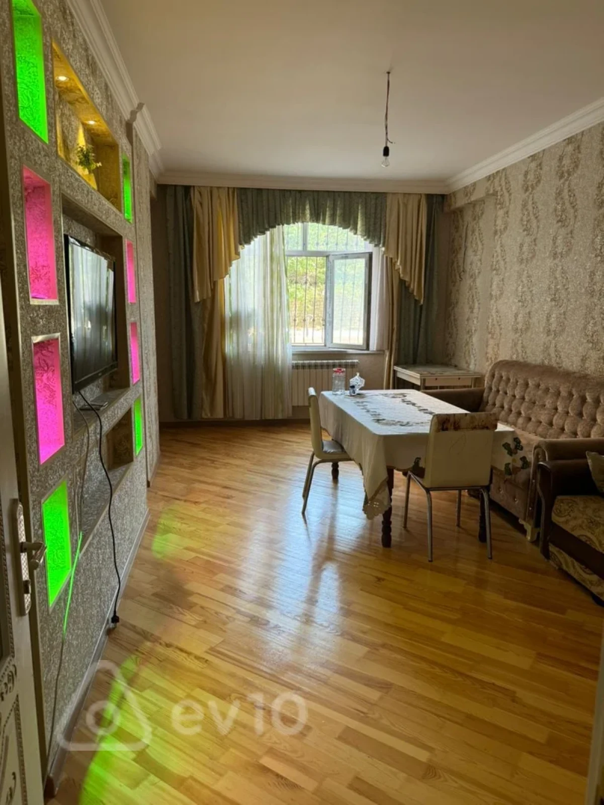 Kirayə verilir 3 otaqlı yeni tikili 110 m²