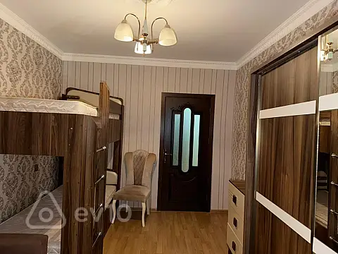 Kirayə verilir 3 otaqlı yeni tikili 75 m²