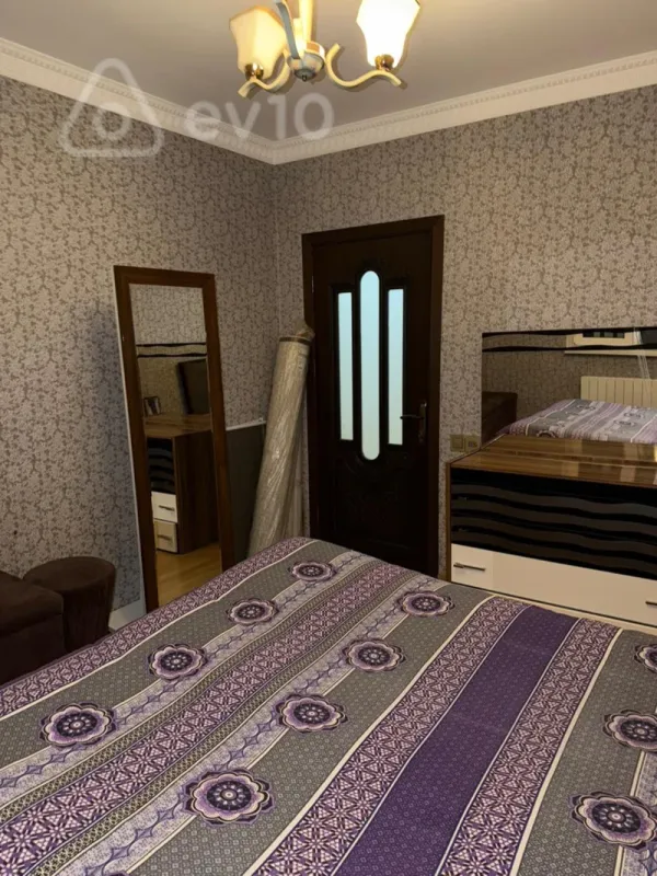 Kirayə verilir 3 otaqlı yeni tikili 75 m²