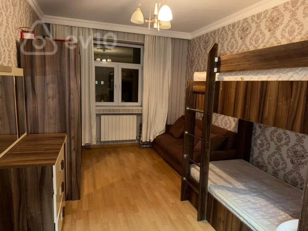 Kirayə verilir 3 otaqlı yeni tikili 75 m²