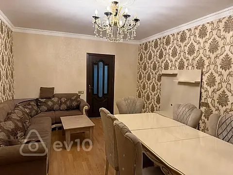 Kirayə verilir 3 otaqlı yeni tikili 75 m²