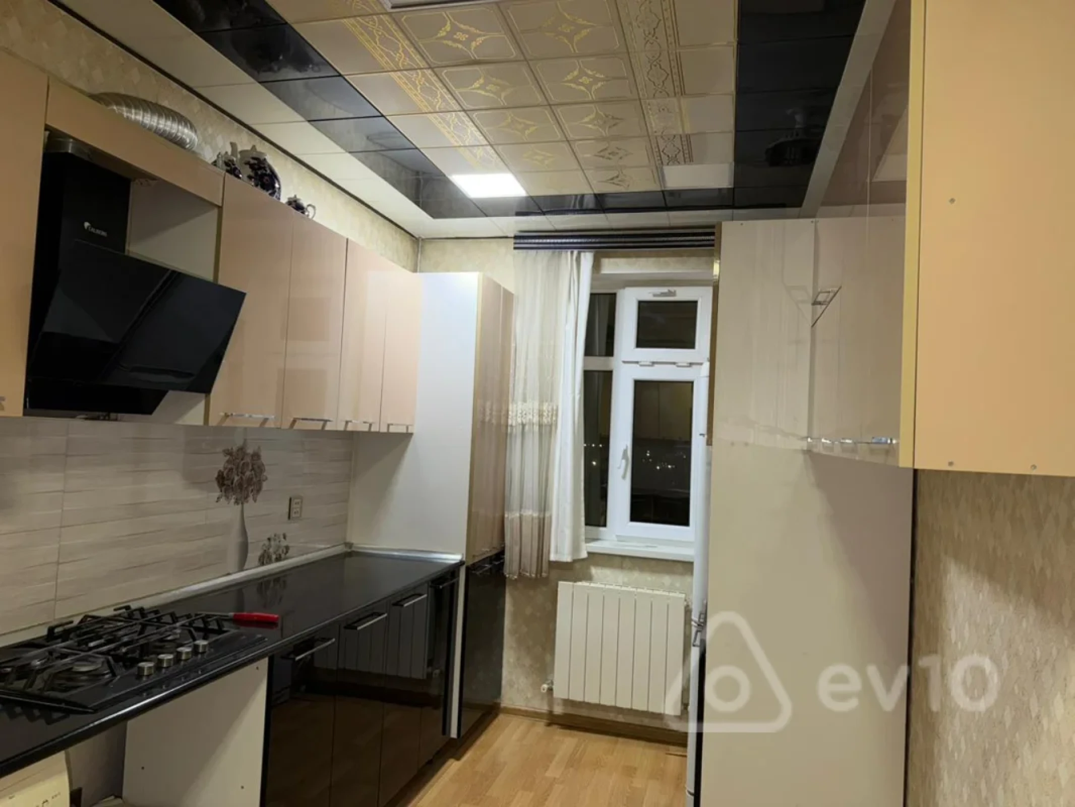 Kirayə verilir 3 otaqlı yeni tikili 75 m²