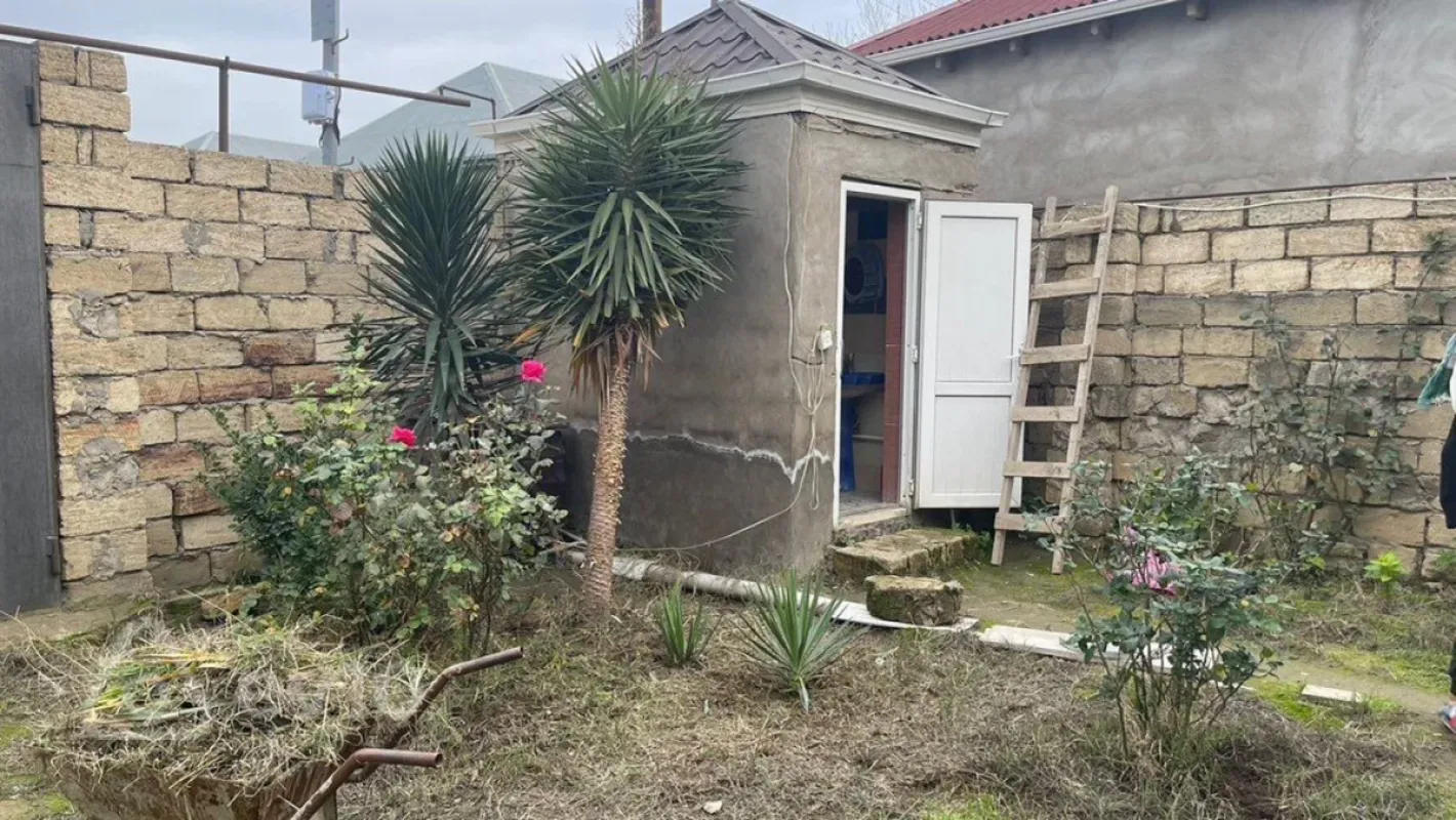 Kirayə verilir 3 otaqlı həyət evi 85 m²