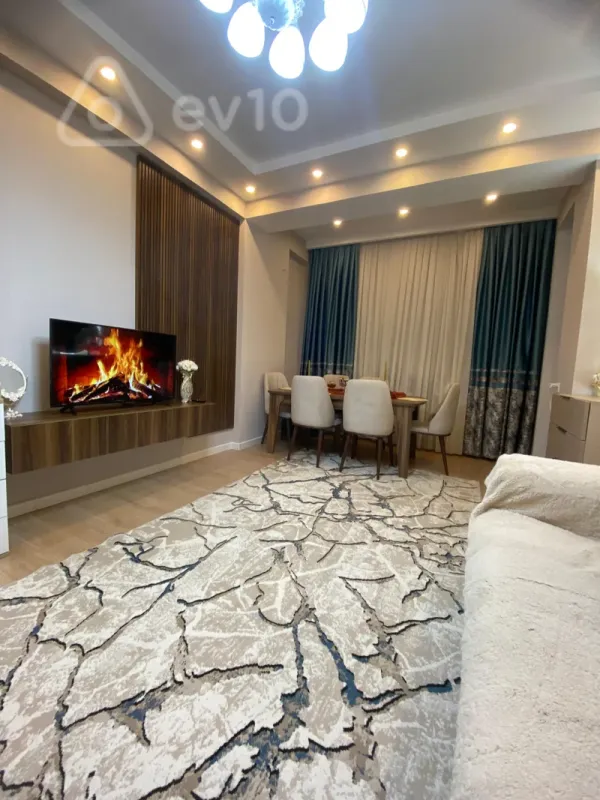 Satılır 2 otaqlı yeni tikili 57 m²