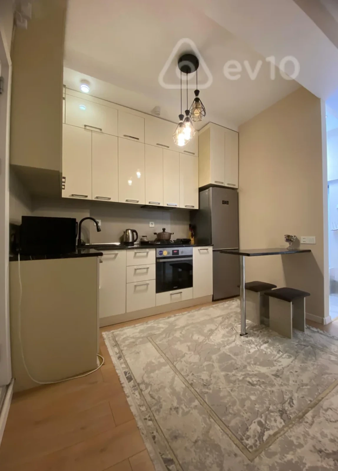 Satılır 2 otaqlı yeni tikili 57 m²