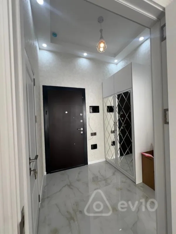 Kirayə verilir 2 otaqlı yeni tikili 52 m²