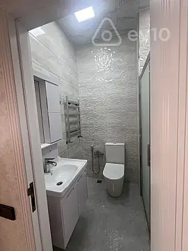 Kirayə verilir 2 otaqlı yeni tikili 52 m²