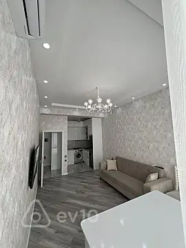 Kirayə verilir 2 otaqlı yeni tikili 52 m²