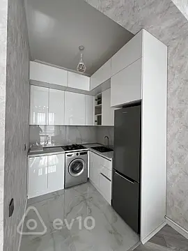 Kirayə verilir 2 otaqlı yeni tikili 52 m²