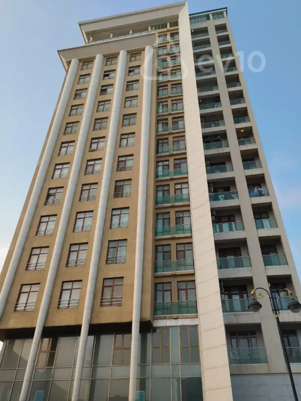 Kirayə verilir 2 otaqlı yeni tikili 65 m²