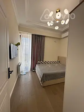 Kirayə verilir 2 otaqlı yeni tikili 65 m²