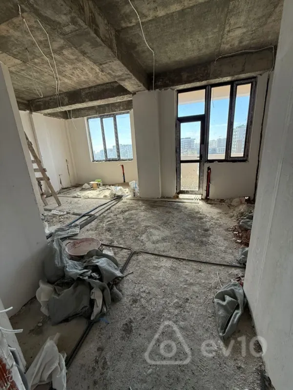 Satılır 3 otaqlı yeni tikili 87 m²