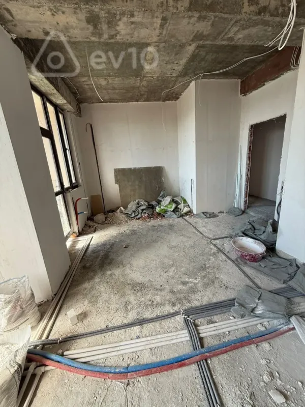 Satılır 3 otaqlı yeni tikili 87 m²