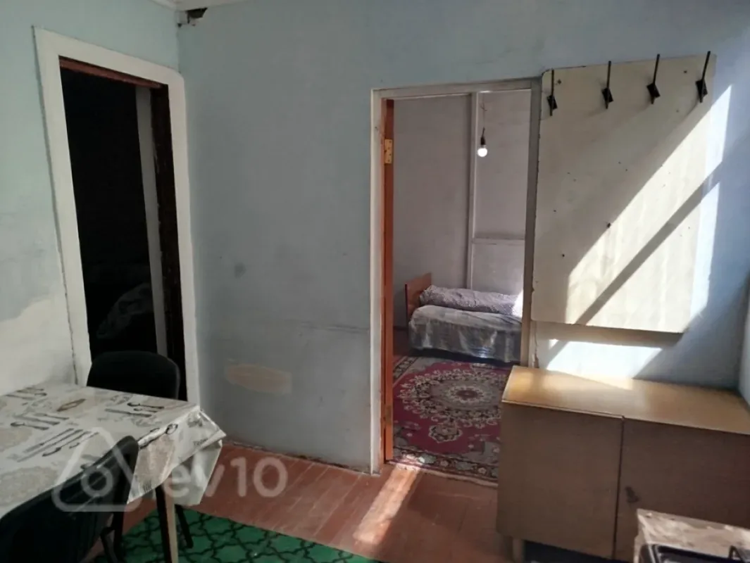 Kirayə verilir 2 otaqlı köhnə tikili 40 m²