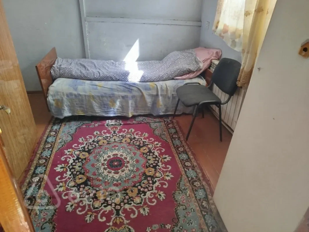 Kirayə verilir 2 otaqlı köhnə tikili 40 m²