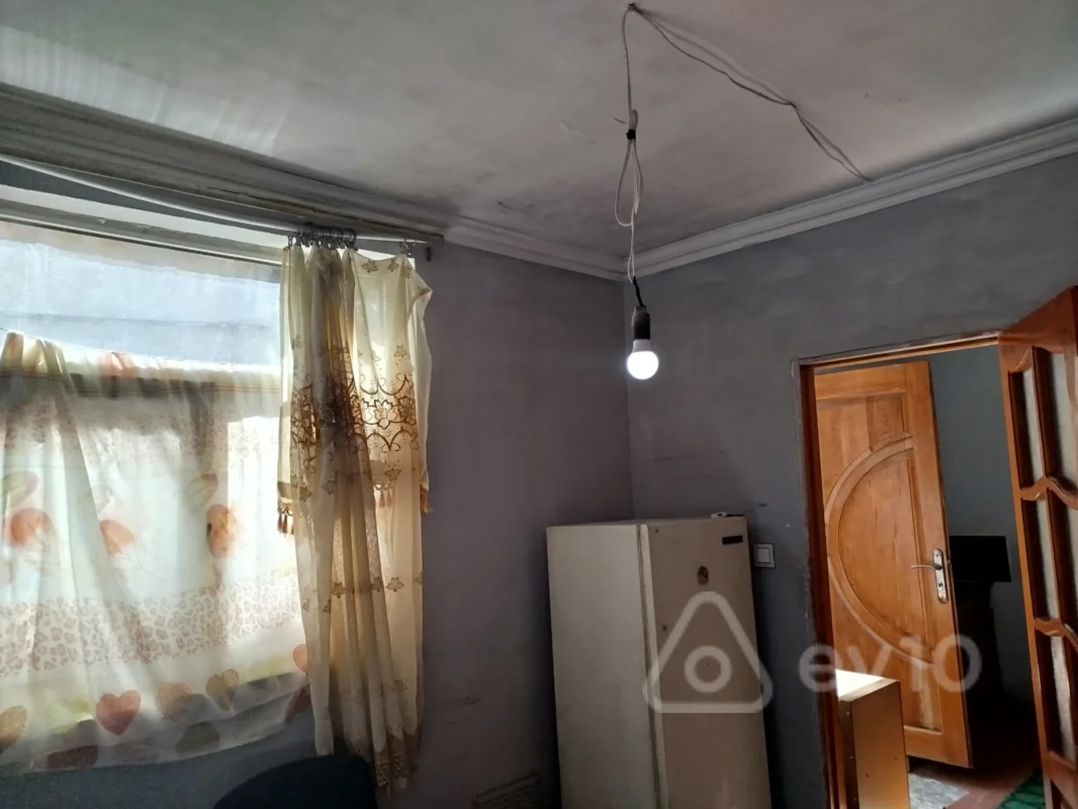 Kirayə verilir 2 otaqlı köhnə tikili 40 m²