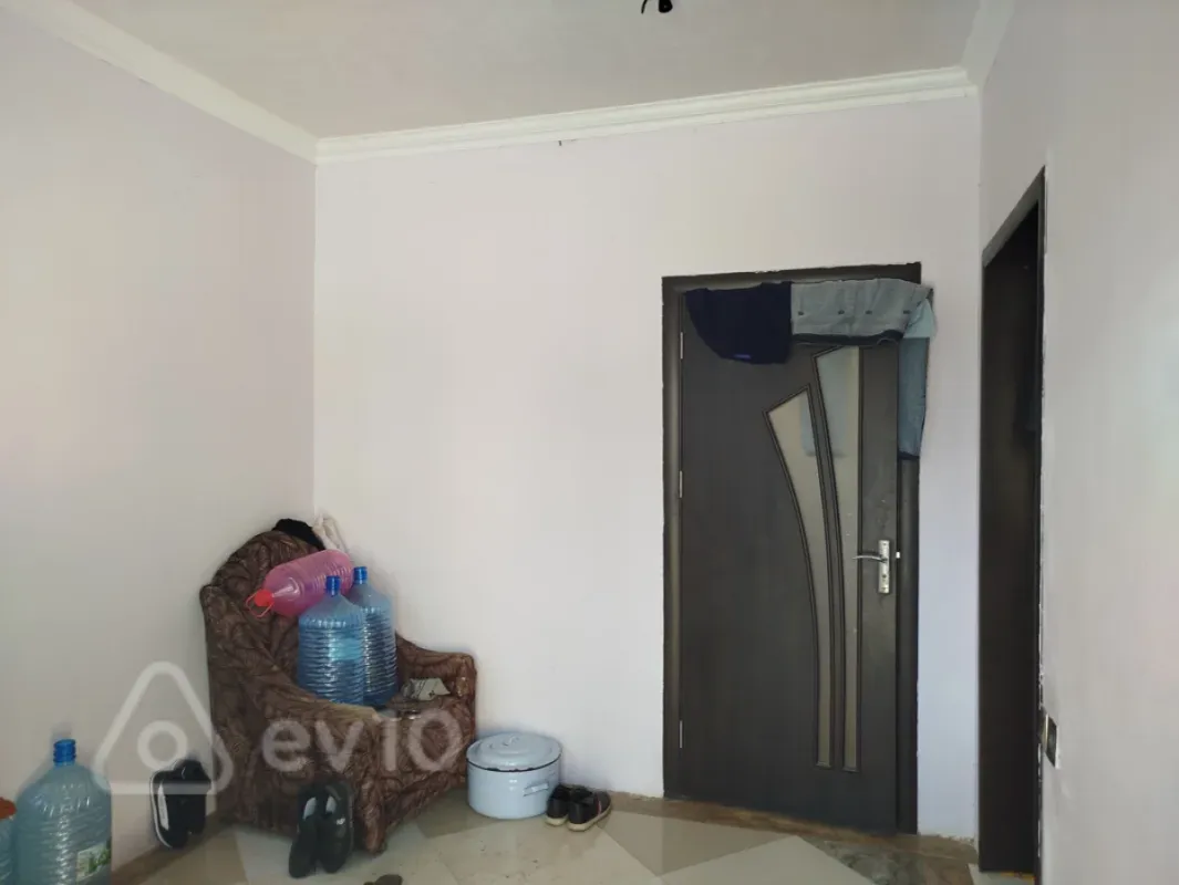 Kirayə verilir 2 otaqlı köhnə tikili 50 m²