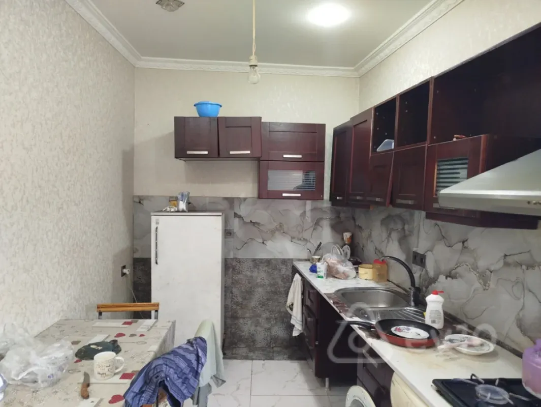 Kirayə verilir 2 otaqlı köhnə tikili 50 m²