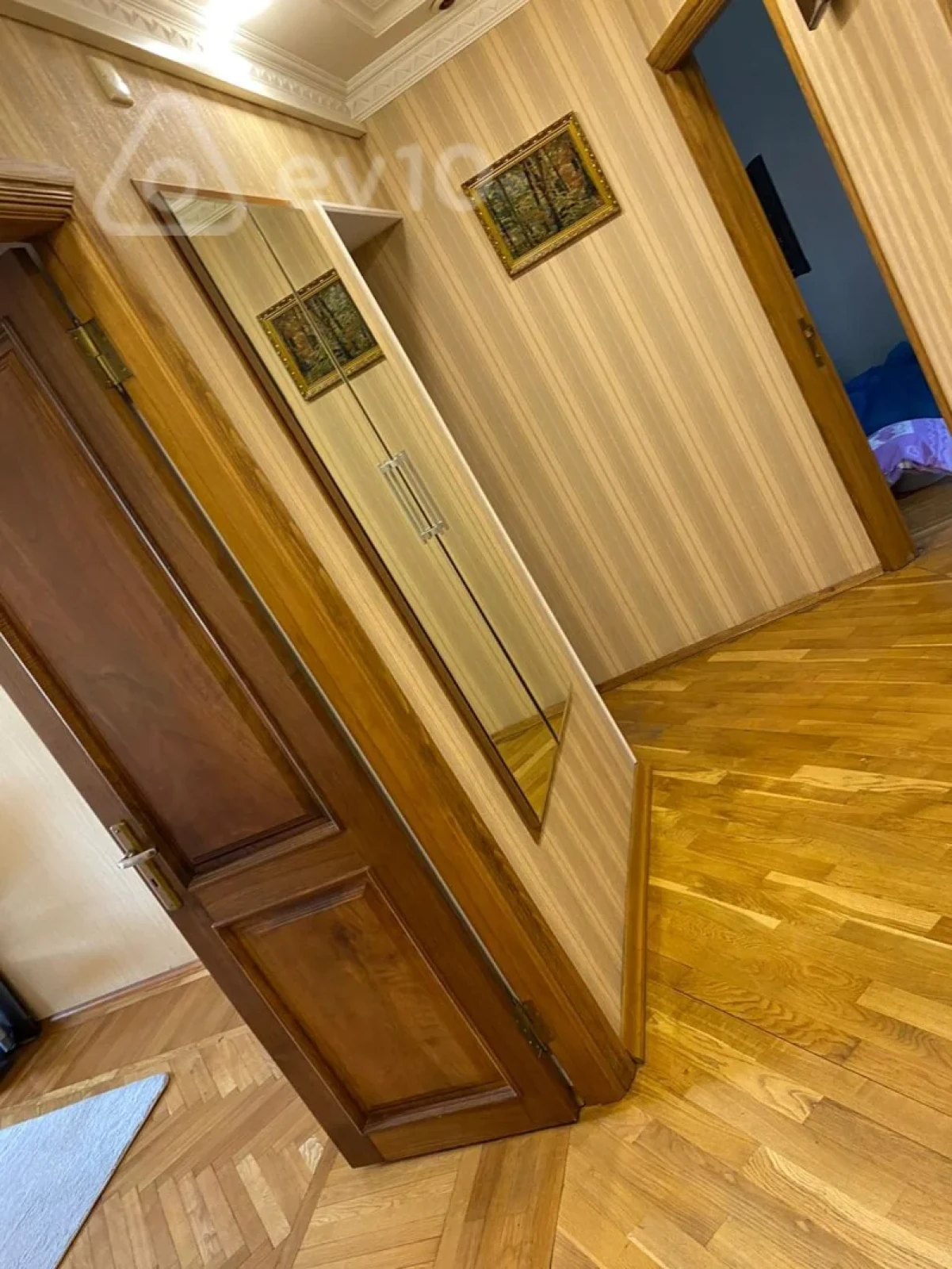 Kirayə verilir 3 otaqlı köhnə tikili 90 m²