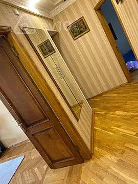 Kirayə verilir 3 otaqlı köhnə tikili 90 m²