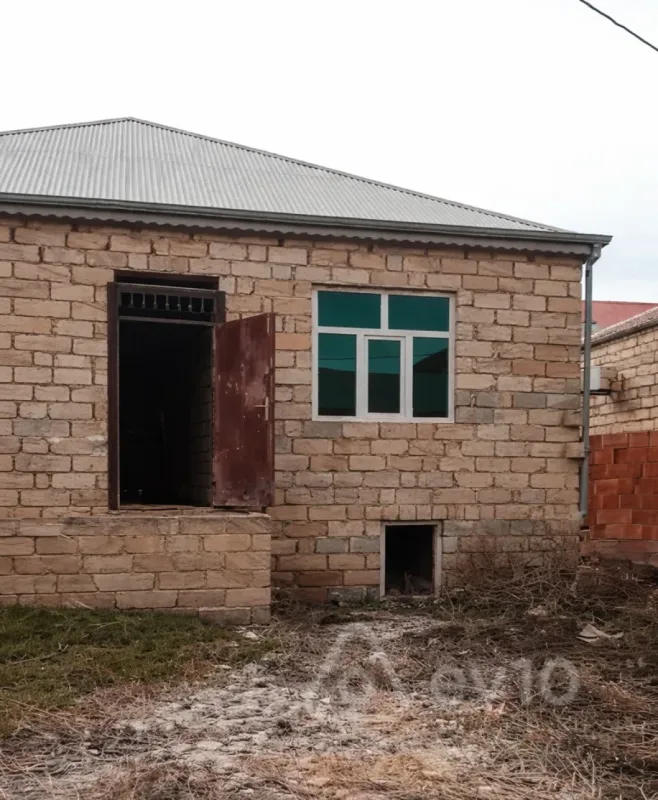 Satılır 3 otaqlı həyət evi 90 m²