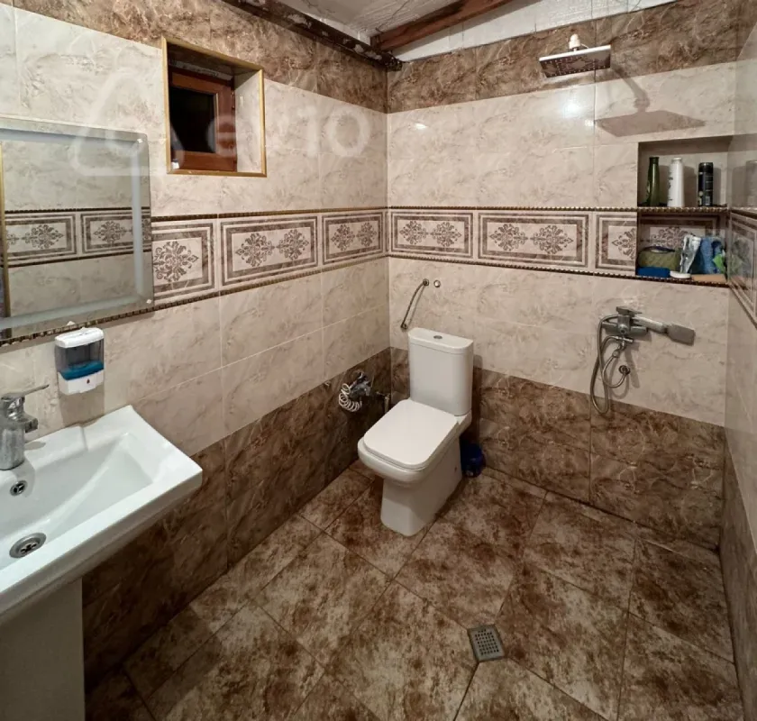 Kirayə verilir 2 otaqlı həyət evi 50 m²