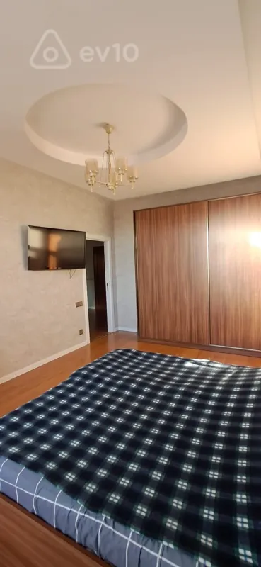 Satılır 2 otaqlı yeni tikili 90 m²