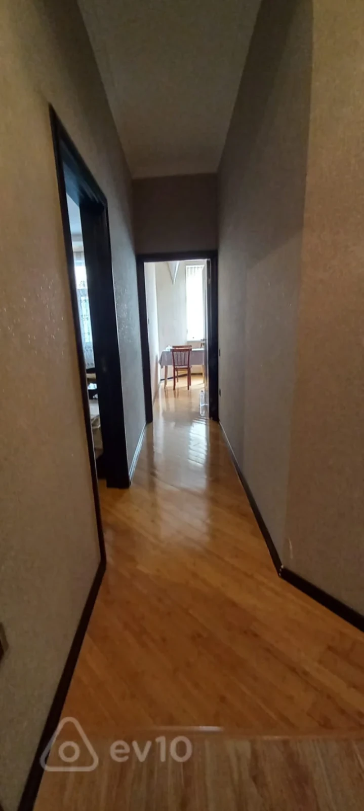 Satılır 2 otaqlı yeni tikili 64 m²