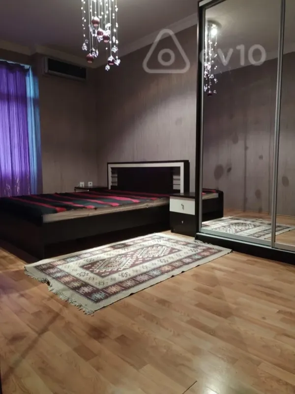Kirayə verilir 2 otaqlı yeni tikili 96 m²