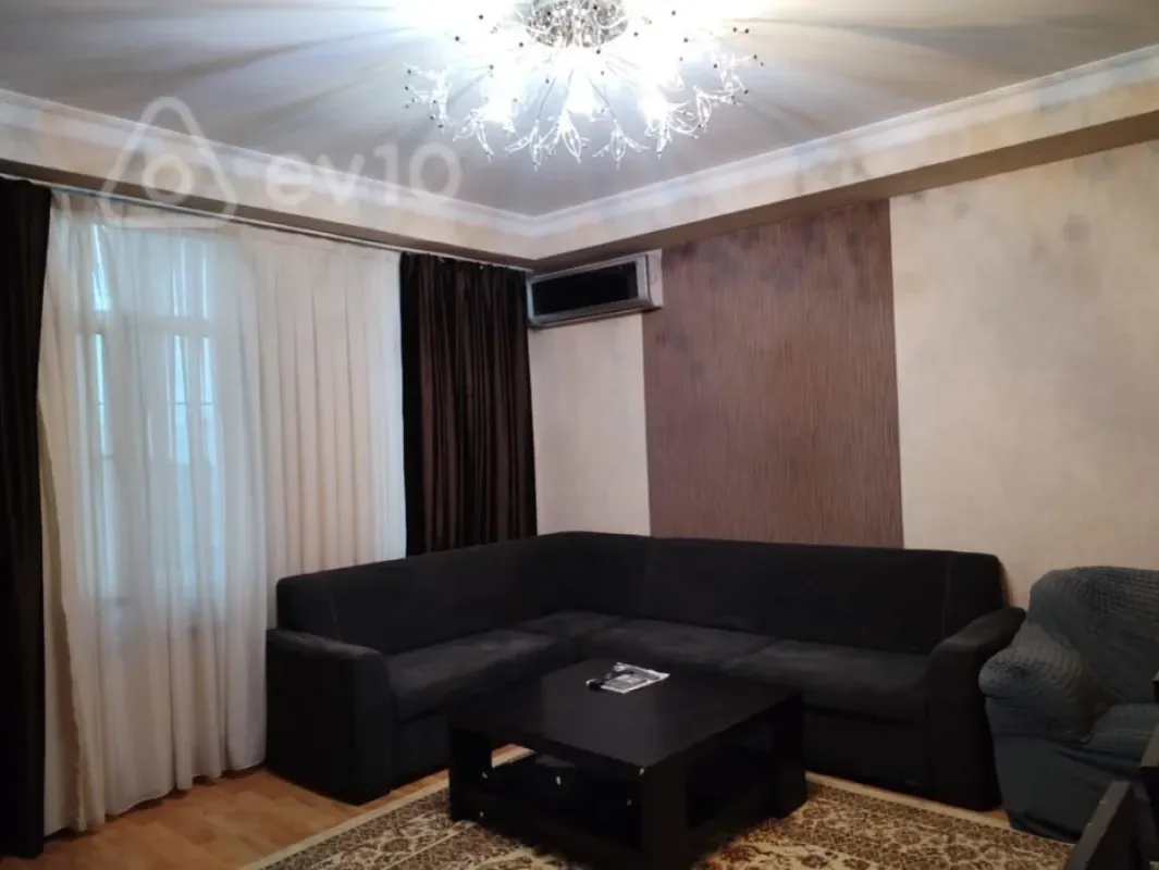 Kirayə verilir 2 otaqlı yeni tikili 96 m²