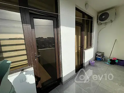 Kirayə verilir 3 otaqlı yeni tikili 140 m²