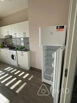 Kirayə verilir 3 otaqlı yeni tikili 140 m²