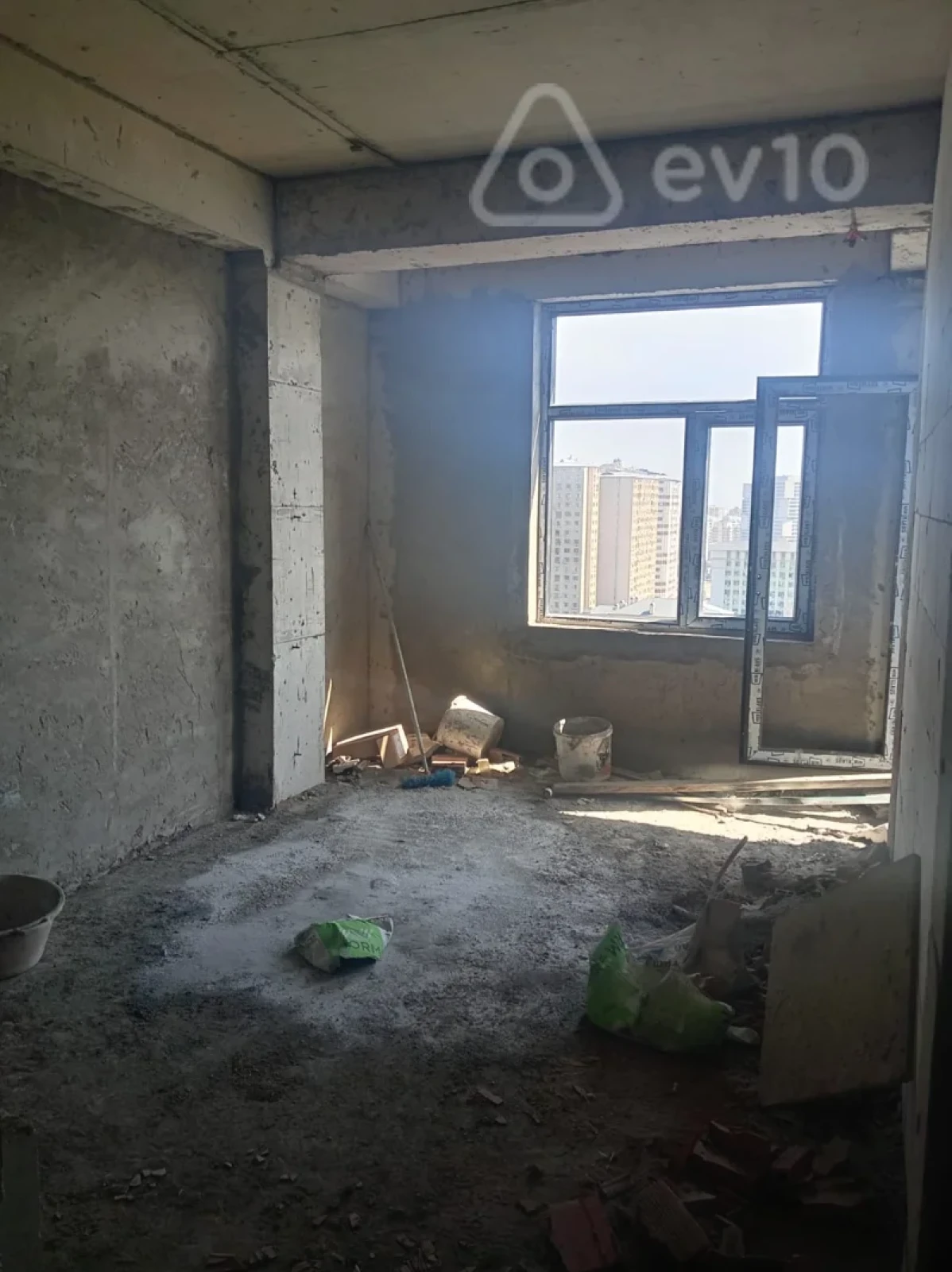 Satılır 1 otaqlı yeni tikili 44.3 m²