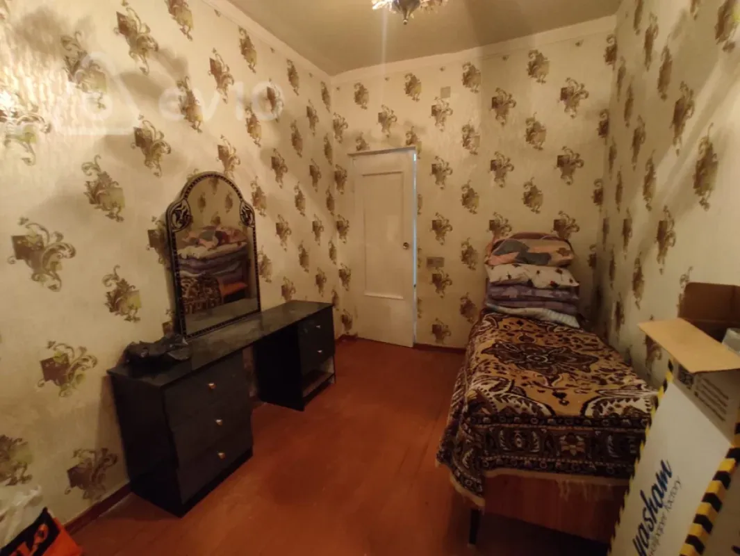 Kirayə verilir 3 otaqlı köhnə tikili 75 m²