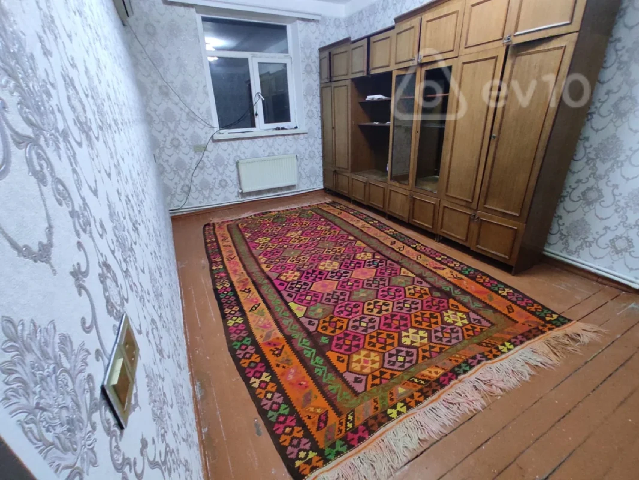Kirayə verilir 3 otaqlı köhnə tikili 75 m²
