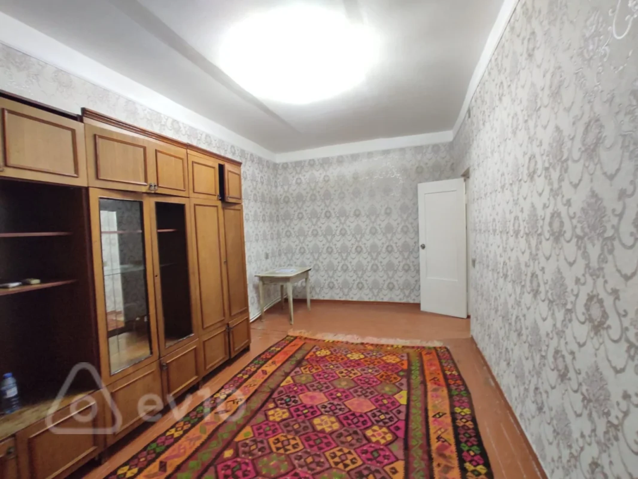 Kirayə verilir 3 otaqlı köhnə tikili 75 m²