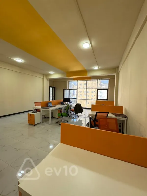 Kirayə verilir 5 otaqlı ofis 170 m²