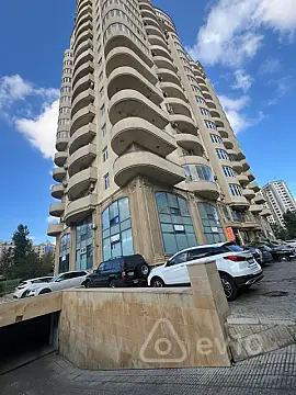 Kirayə verilir 3 otaqlı yeni tikili 170 m²