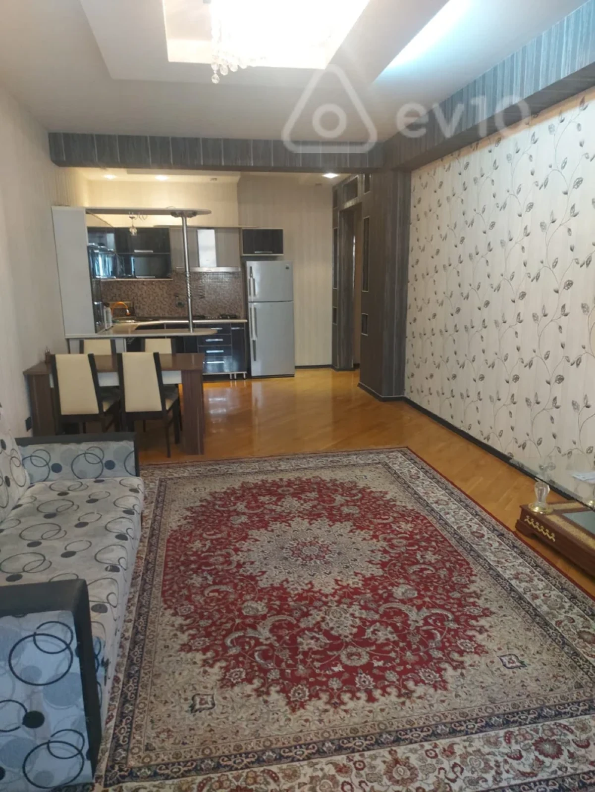 Kirayə verilir 2 otaqlı yeni tikili 85 m²