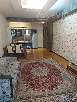 Kirayə verilir 2 otaqlı yeni tikili 85 m²