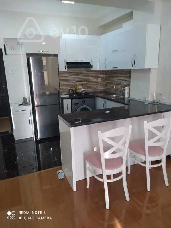 Kirayə verilir 2 otaqlı yeni tikili 57 m²