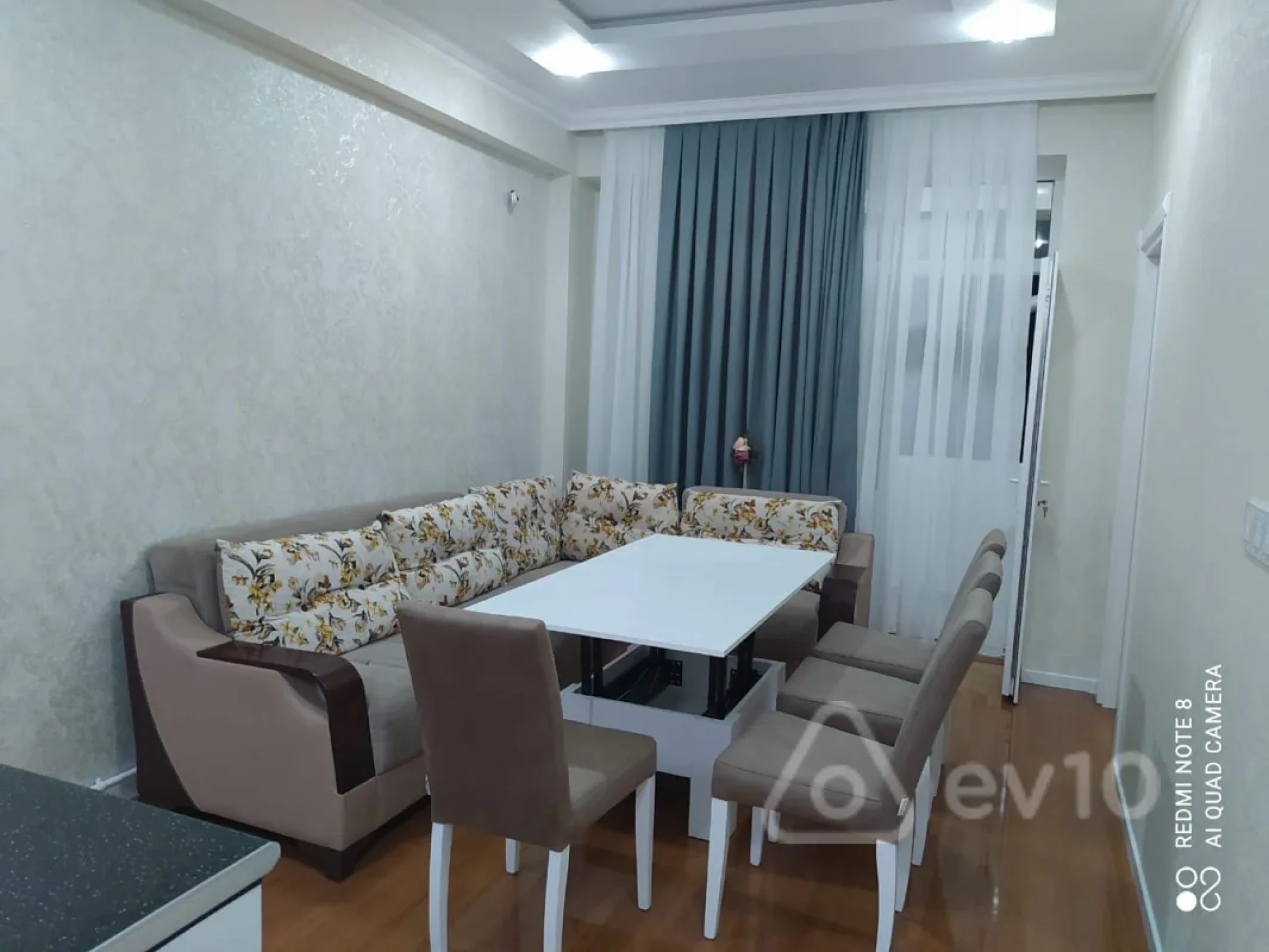 Kirayə verilir 2 otaqlı yeni tikili 57 m²