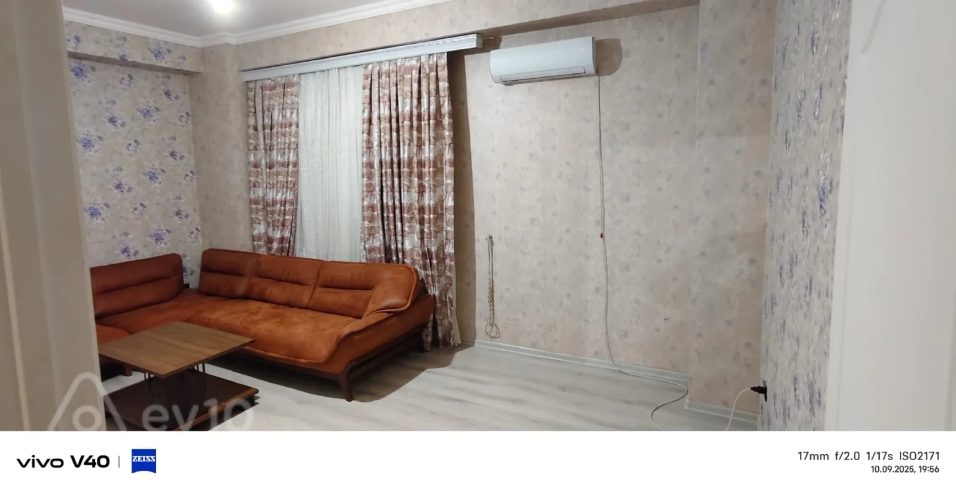 Kirayə verilir 2 otaqlı yeni tikili 61 m²