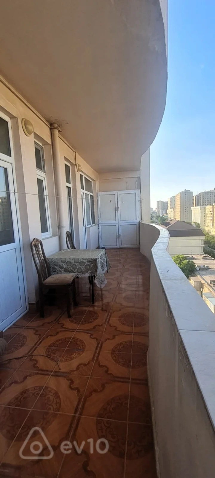 Kirayə verilir 3 otaqlı yeni tikili 90 m²