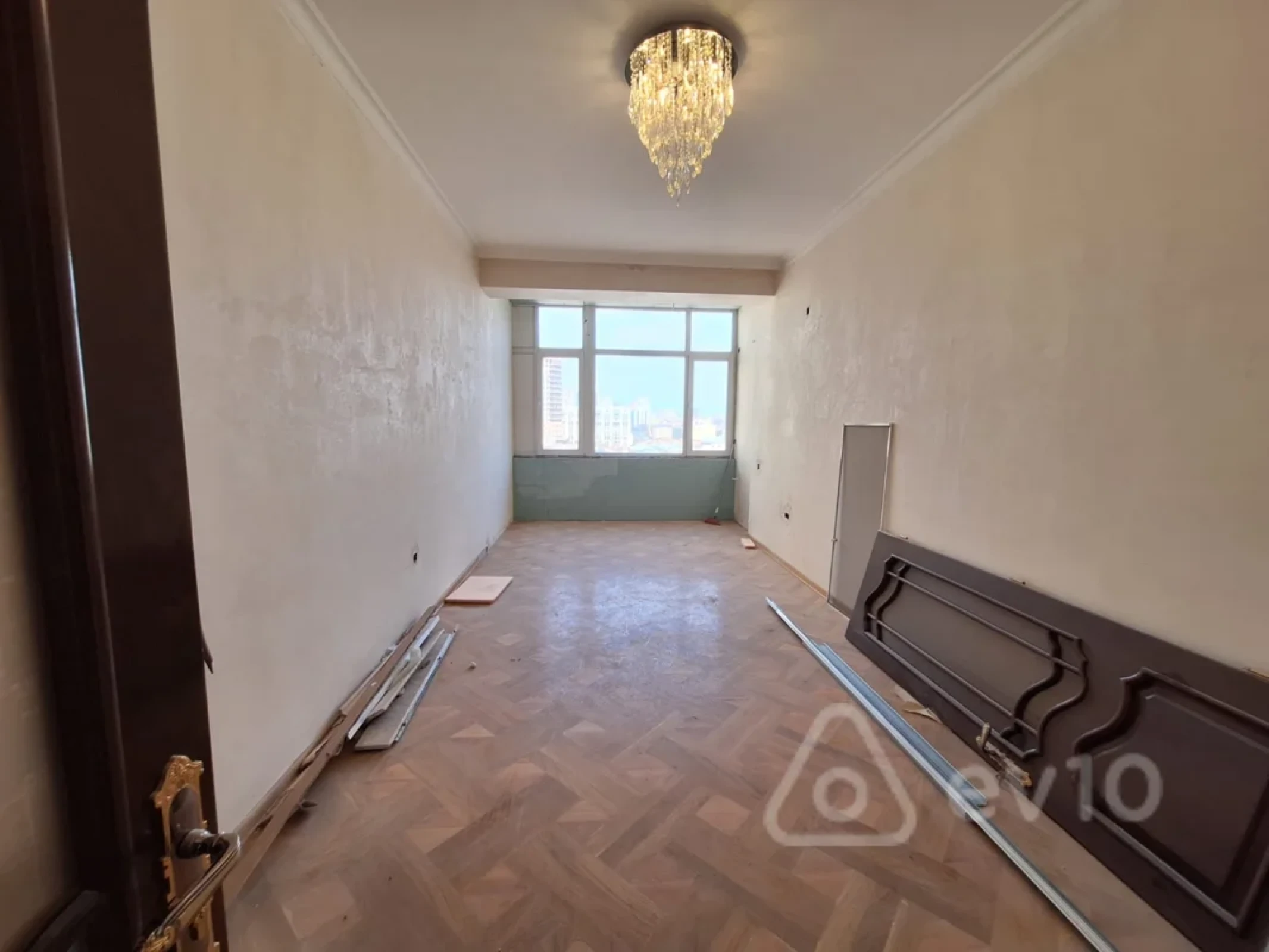 Satılır 3 otaqlı yeni tikili 155 m²