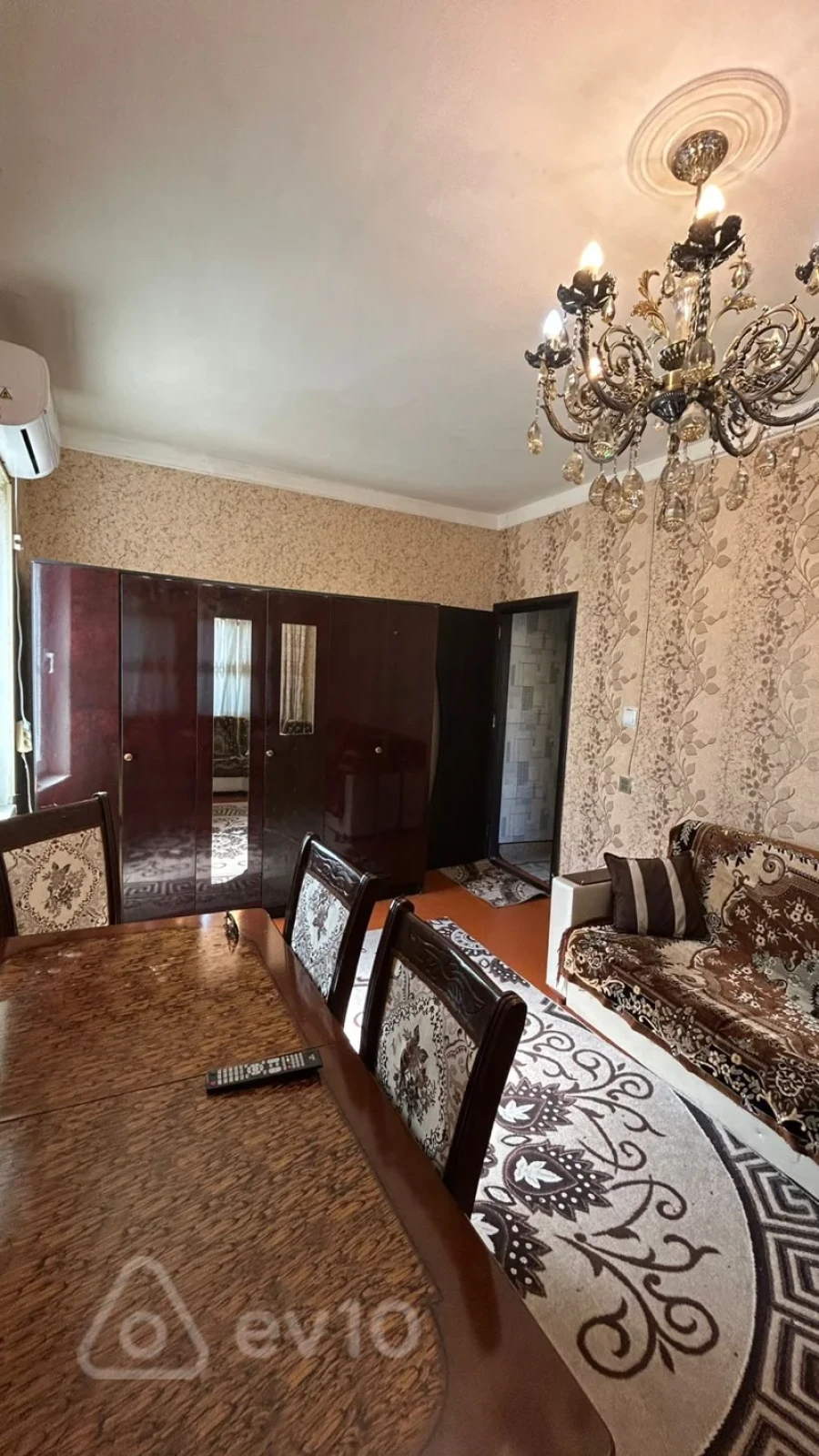 Kirayə verilir 1 otaqlı köhnə tikili 40 m²