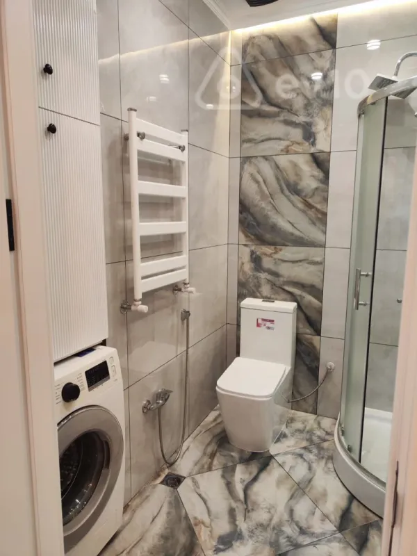 Kirayə verilir 3 otaqlı yeni tikili 65 m²